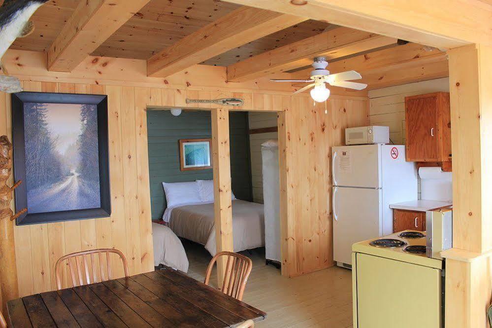 Mashkinonje Lodge Lavigne Ngoại thất bức ảnh